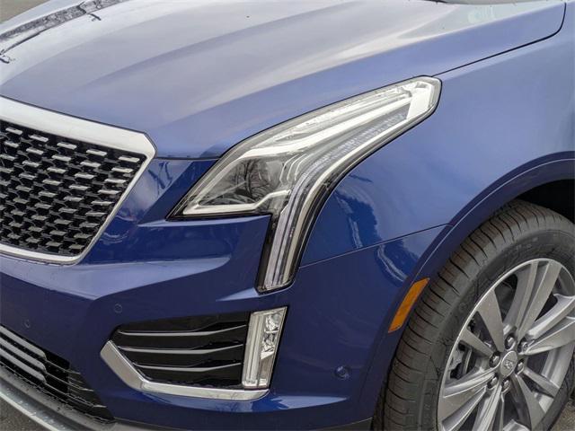 new 2025 Cadillac XT5 car, priced at $56,690