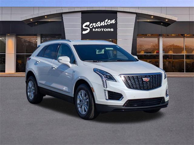 new 2025 Cadillac XT5 car, priced at $47,415