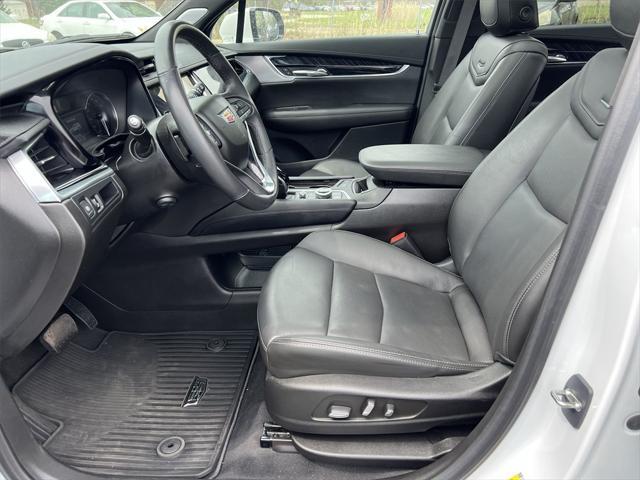 used 2024 Cadillac XT6 car, priced at $42,995