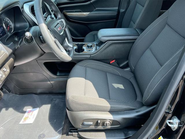 used 2023 GMC Acadia car, priced at $28,995