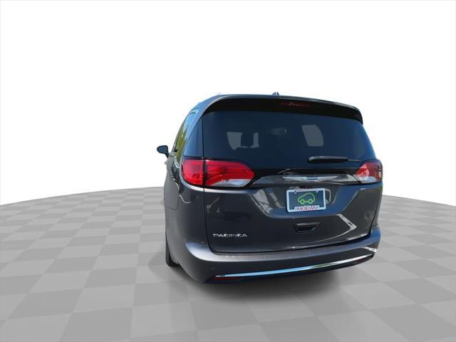 used 2018 Chrysler Pacifica car, priced at $15,995