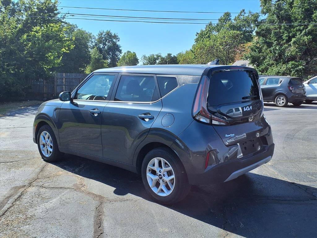 used 2024 Kia Soul car, priced at $18,988