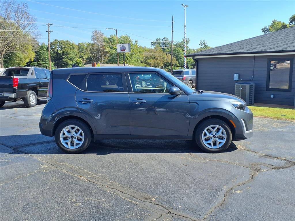 used 2024 Kia Soul car, priced at $18,988