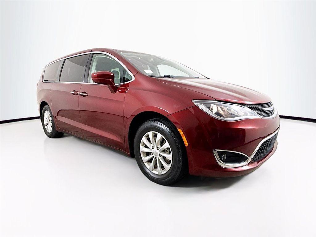 used 2018 Chrysler Pacifica car, priced at $14,388