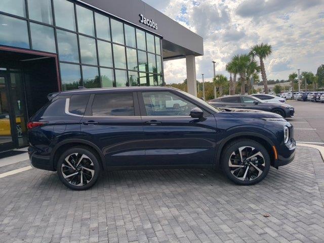 new 2024 Mitsubishi Outlander car, priced at $26,395