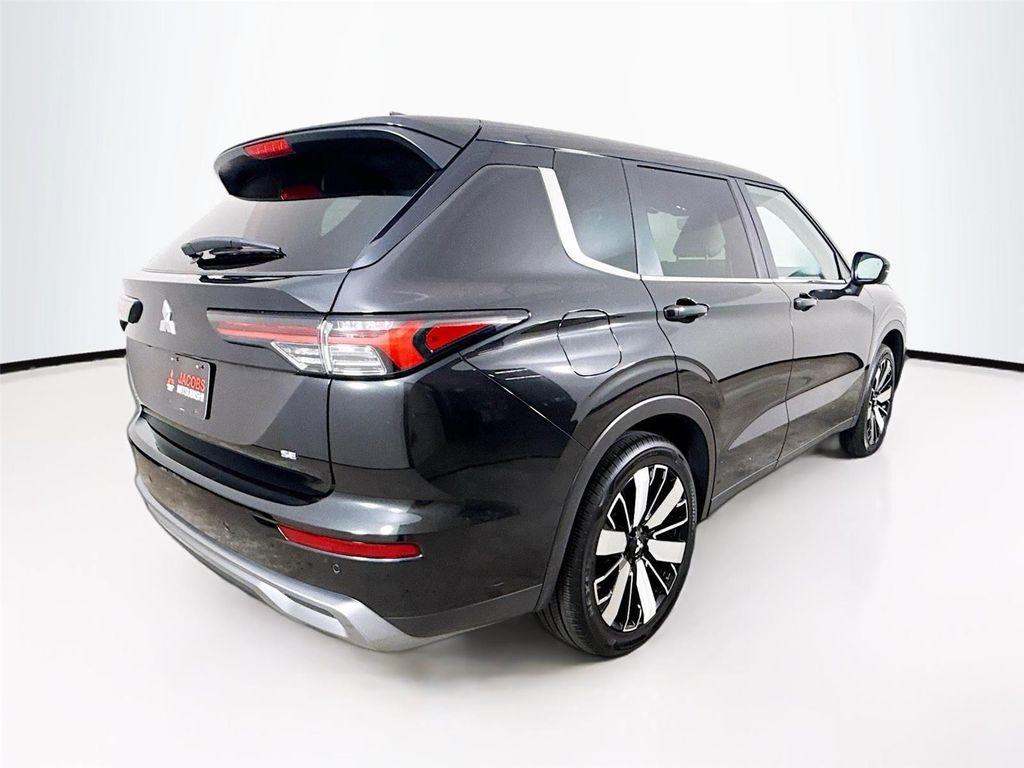 used 2025 Mitsubishi Outlander car, priced at $29,875