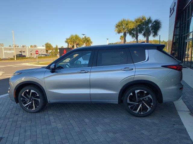 new 2024 Mitsubishi Outlander car, priced at $30,690