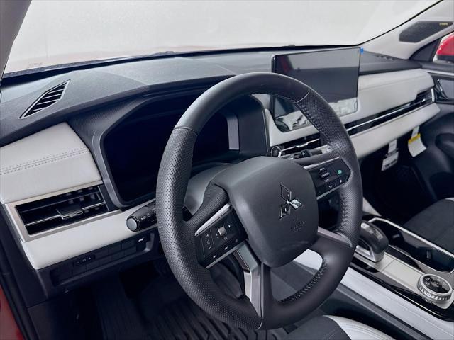 new 2025 Mitsubishi Outlander car, priced at $33,195