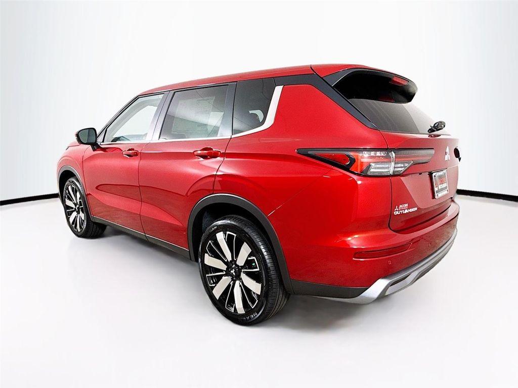 new 2025 Mitsubishi Outlander car, priced at $31,695