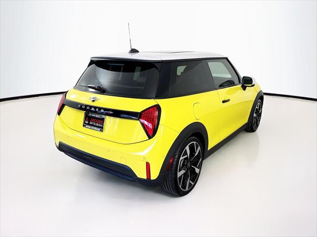used 2025 MINI Hardtop car, priced at $28,995