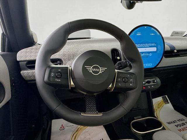 used 2025 MINI Hardtop car, priced at $28,995