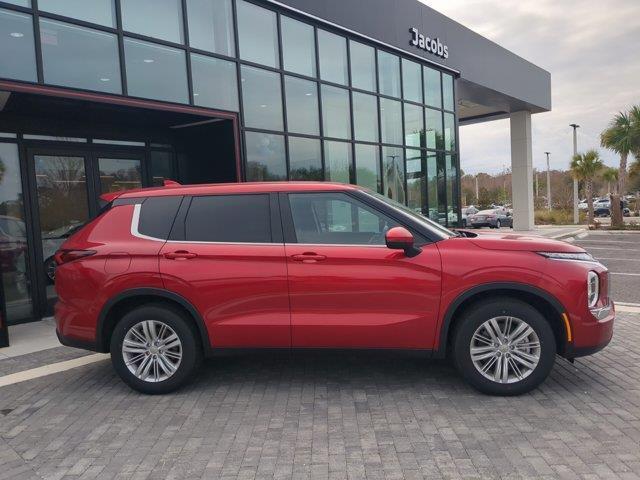 new 2024 Mitsubishi Outlander car, priced at $23,270