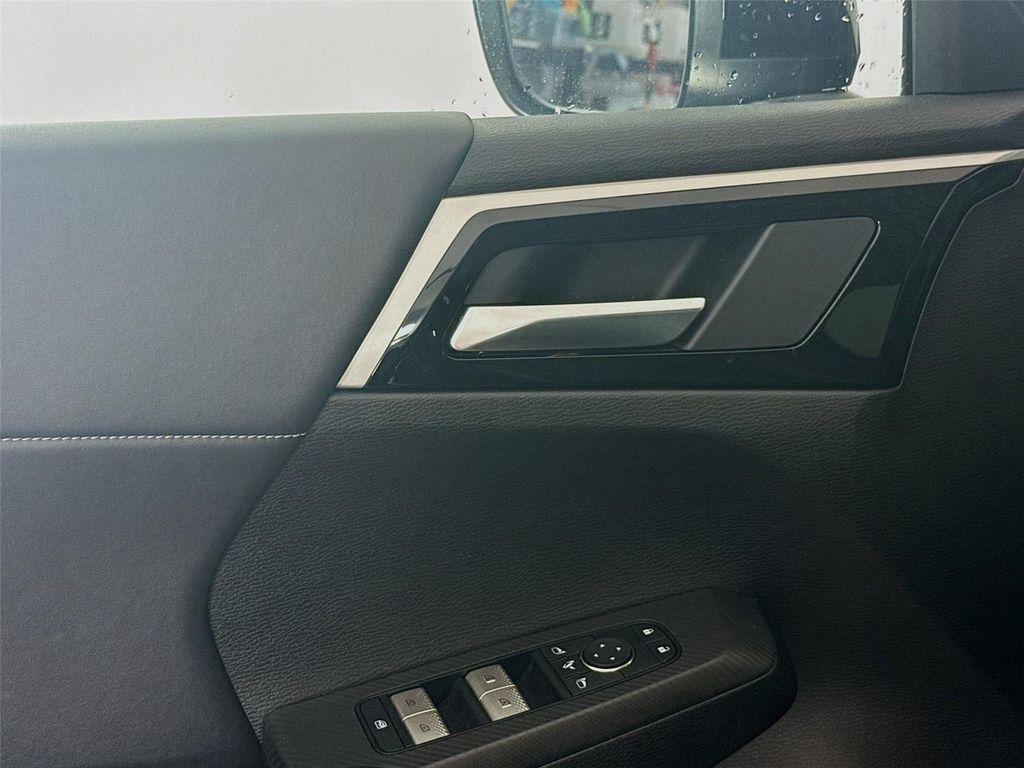 used 2025 Mitsubishi Outlander car, priced at $25,999