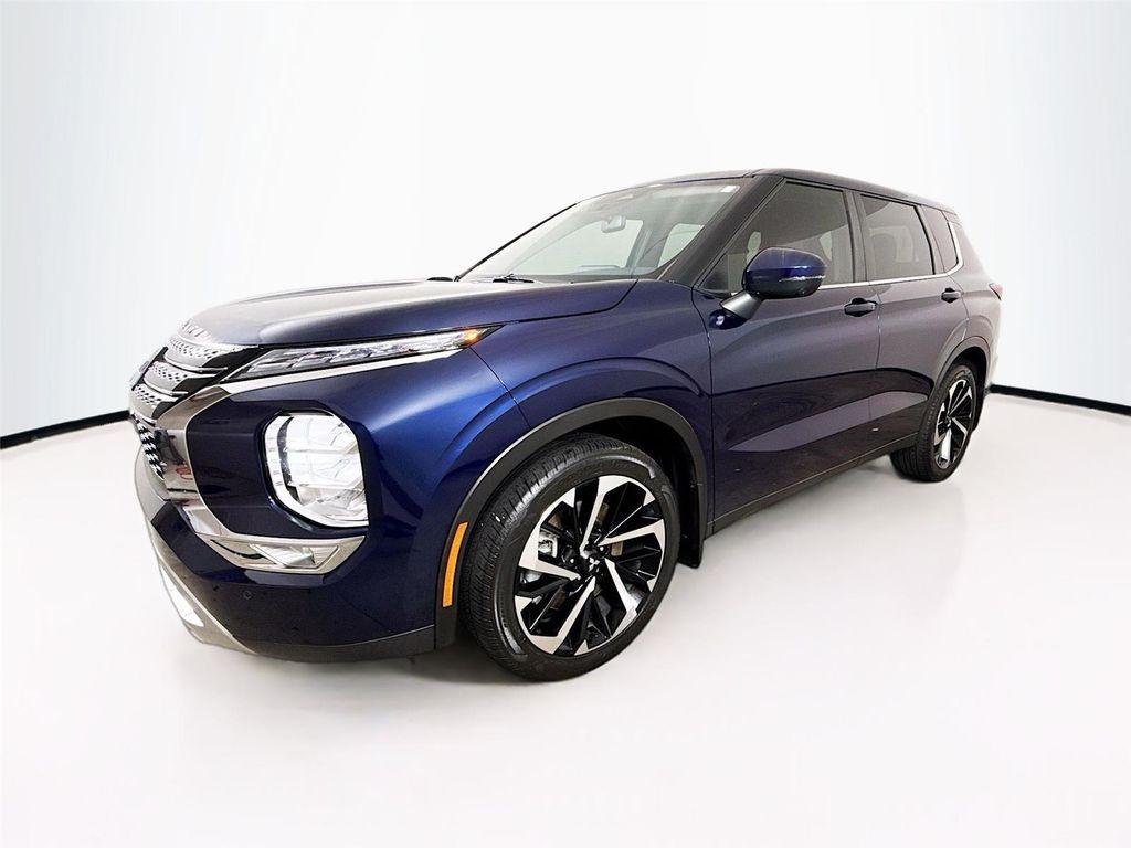 used 2024 Mitsubishi Outlander car, priced at $21,799