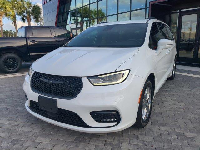 used 2021 Chrysler Pacifica car, priced at $18,490