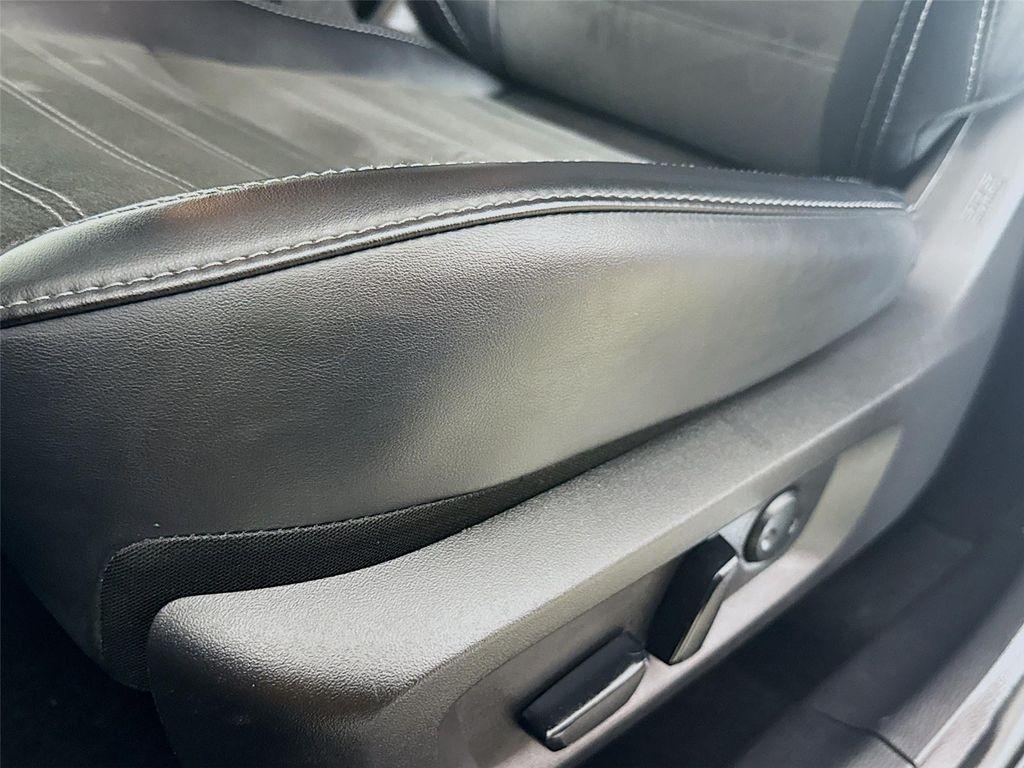 used 2024 Mitsubishi Outlander car, priced at $23,995