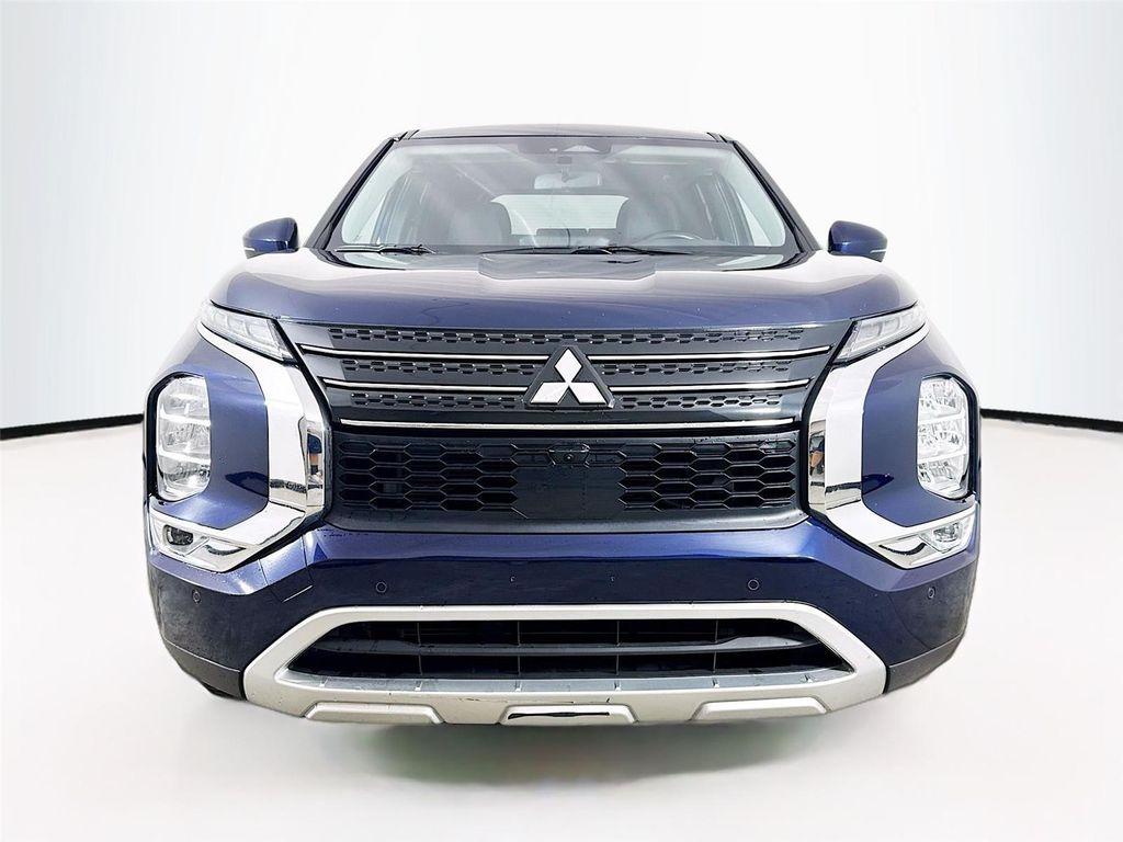 used 2024 Mitsubishi Outlander car, priced at $23,995