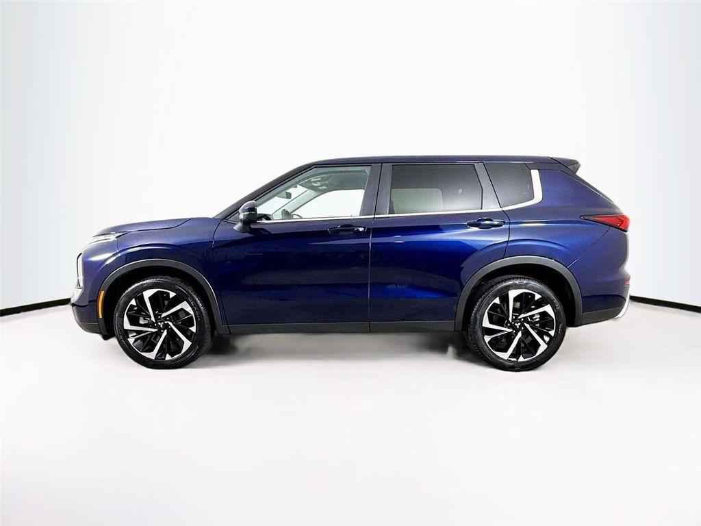 used 2024 Mitsubishi Outlander car, priced at $23,995