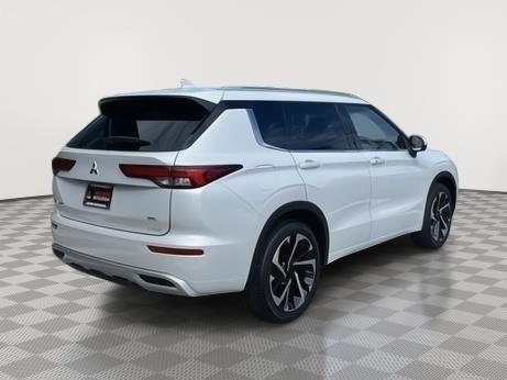 new 2024 Mitsubishi Outlander car, priced at $30,380