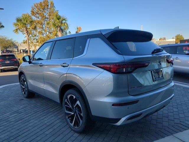 new 2024 Mitsubishi Outlander car, priced at $26,240