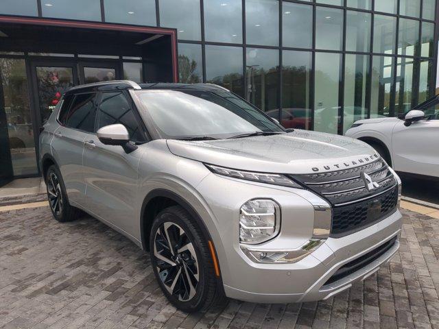 new 2024 Mitsubishi Outlander car, priced at $30,895