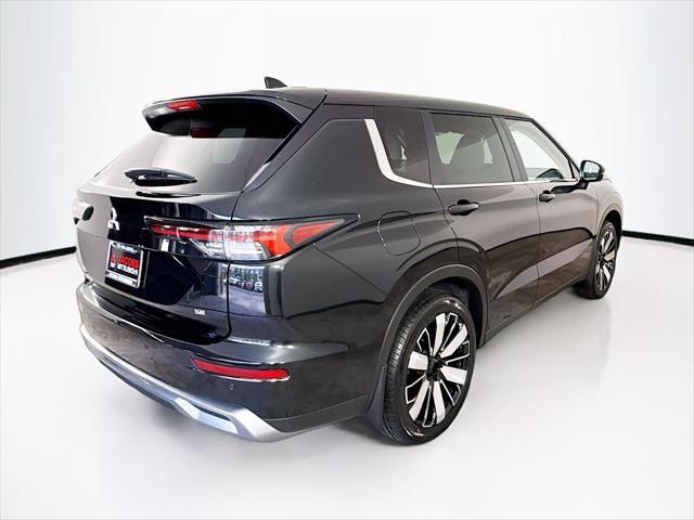 new 2025 Mitsubishi Outlander car