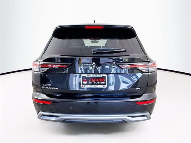 new 2025 Mitsubishi Outlander car