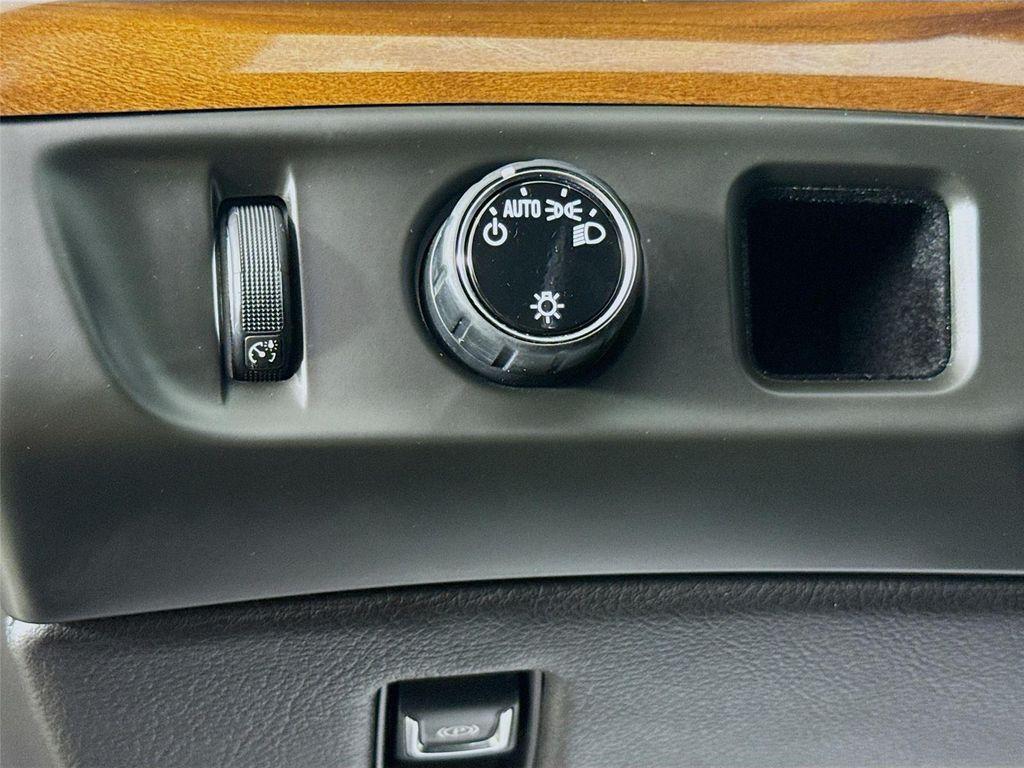 used 2020 Cadillac Escalade car, priced at $31,299