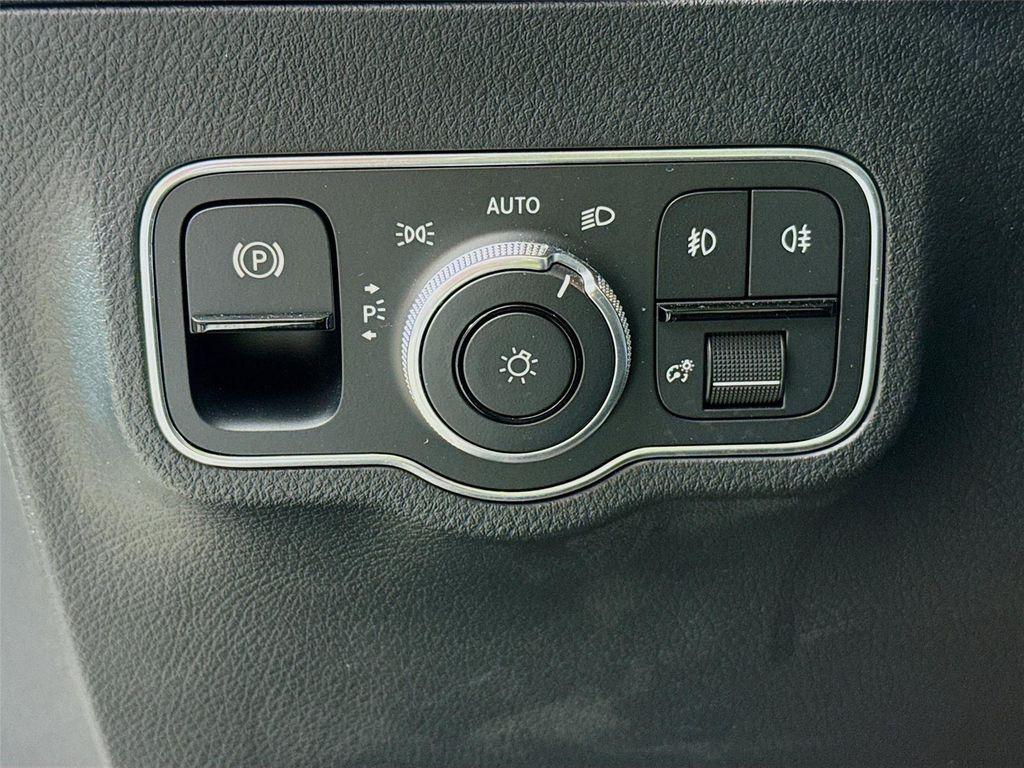 used 2022 Mercedes-Benz GLA 250 car, priced at $24,799