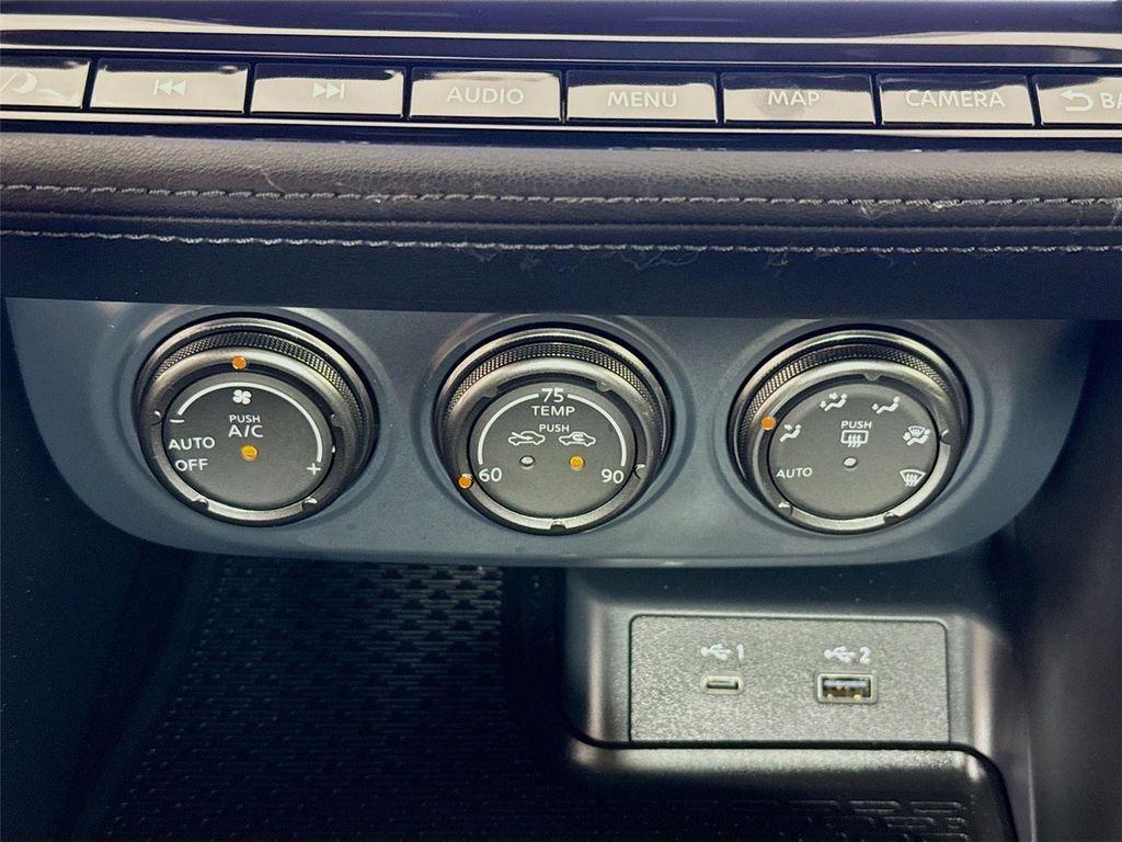 used 2024 Nissan Z car, priced at $40,500