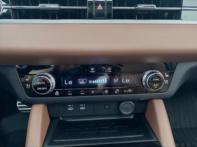 new 2025 Mitsubishi Outlander car, priced at $37,720