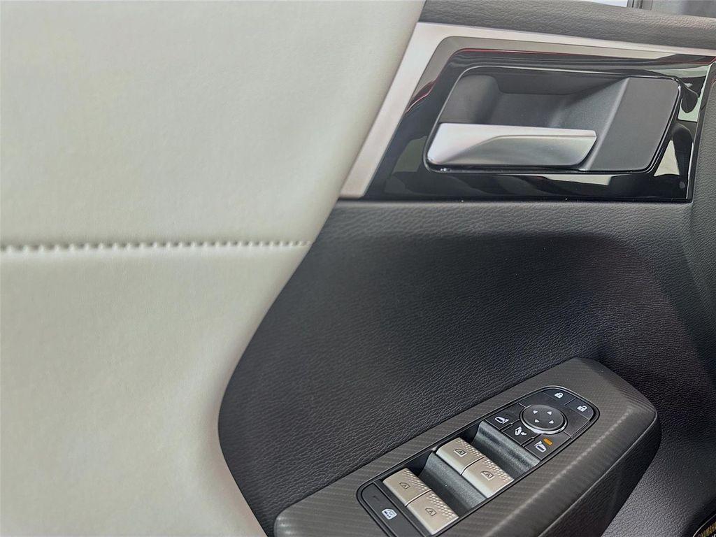 new 2025 Mitsubishi Outlander car, priced at $31,965