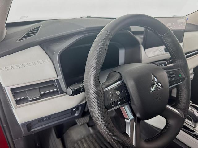 new 2025 Mitsubishi Outlander car, priced at $33,465