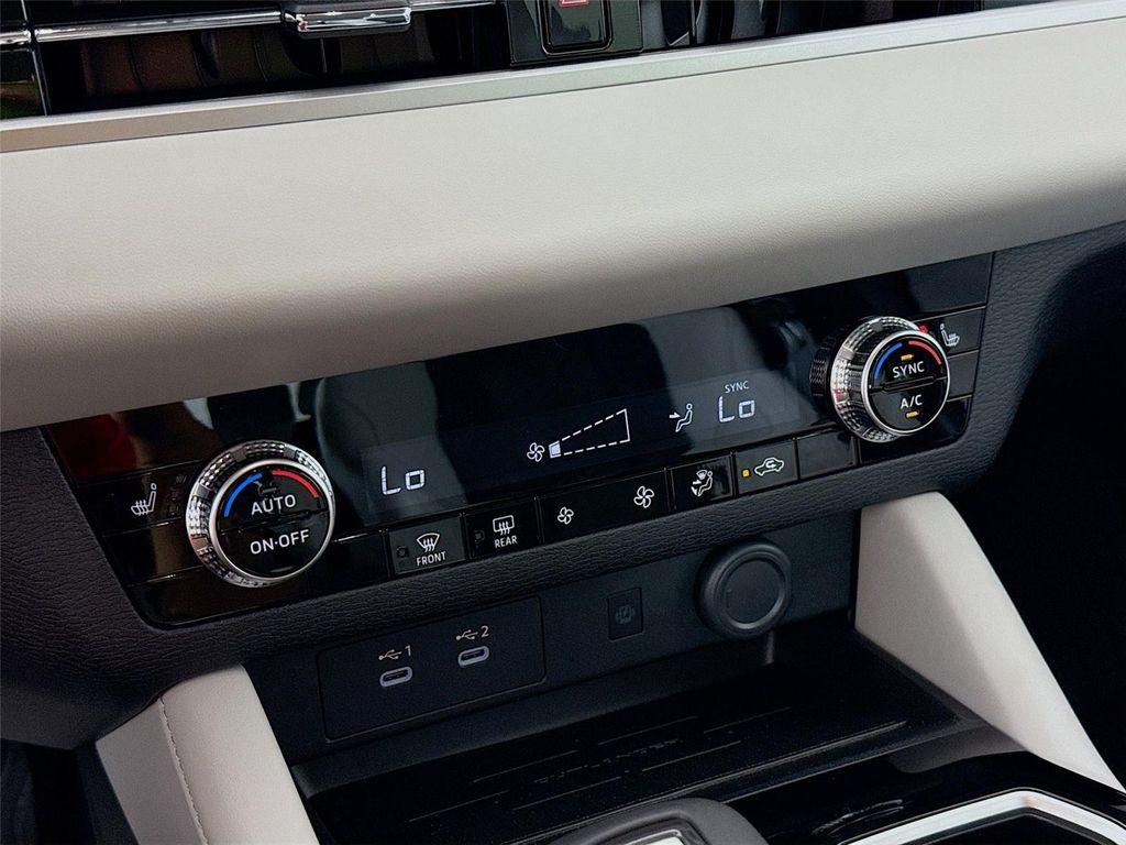 new 2025 Mitsubishi Outlander car, priced at $33,290
