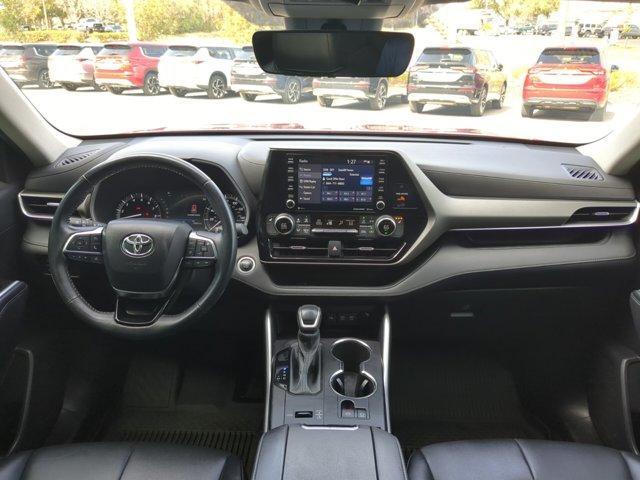 used 2021 Toyota Highlander car, priced at $25,590