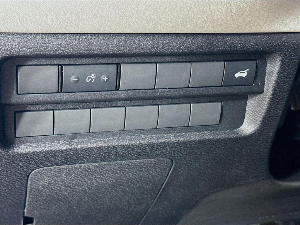 new 2025 Mitsubishi Outlander car, priced at $32,355