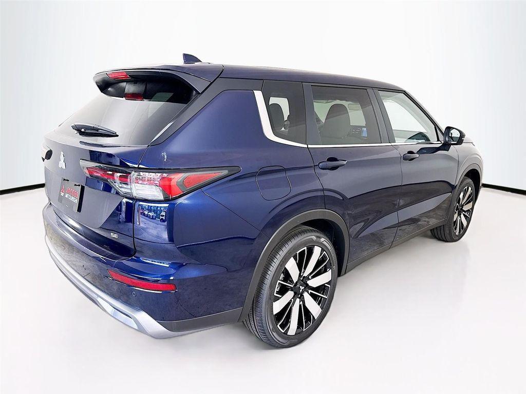 new 2025 Mitsubishi Outlander car, priced at $32,355