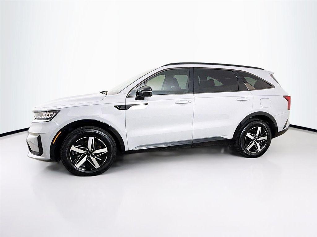 used 2023 Kia Sorento car, priced at $25,799
