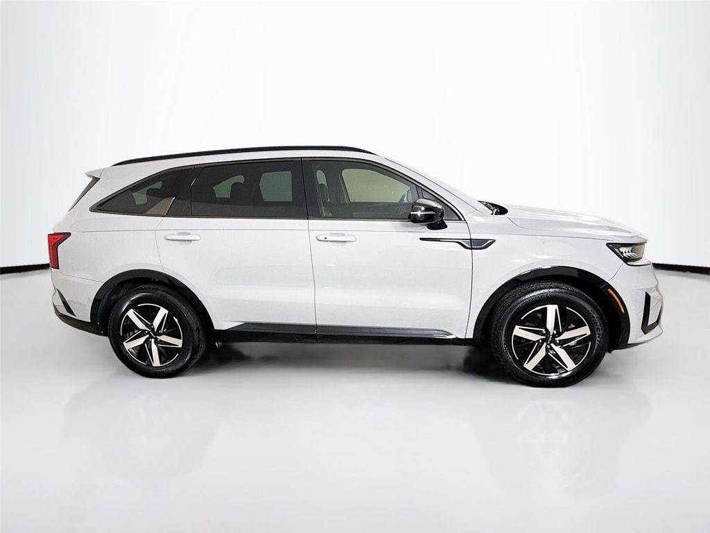 used 2023 Kia Sorento car, priced at $25,799