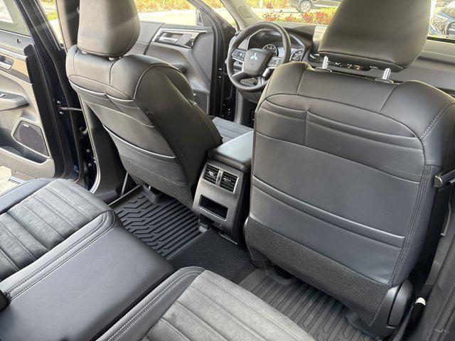 new 2025 Mitsubishi Outlander car, priced at $31,470