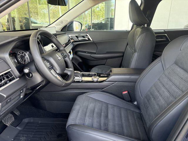 new 2025 Mitsubishi Outlander car, priced at $31,470