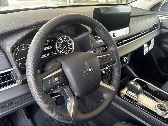 new 2025 Mitsubishi Outlander car, priced at $31,470