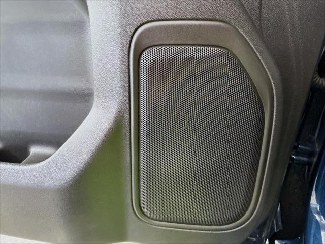 used 2022 Chevrolet Silverado 1500 car, priced at $31,995