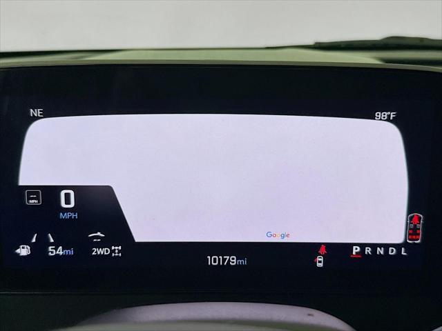 used 2024 Chevrolet Traverse car, priced at $40,695