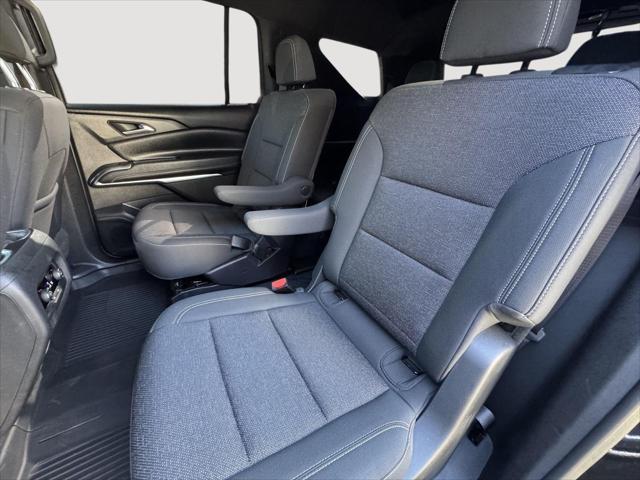 used 2024 Chevrolet Traverse car, priced at $42,395