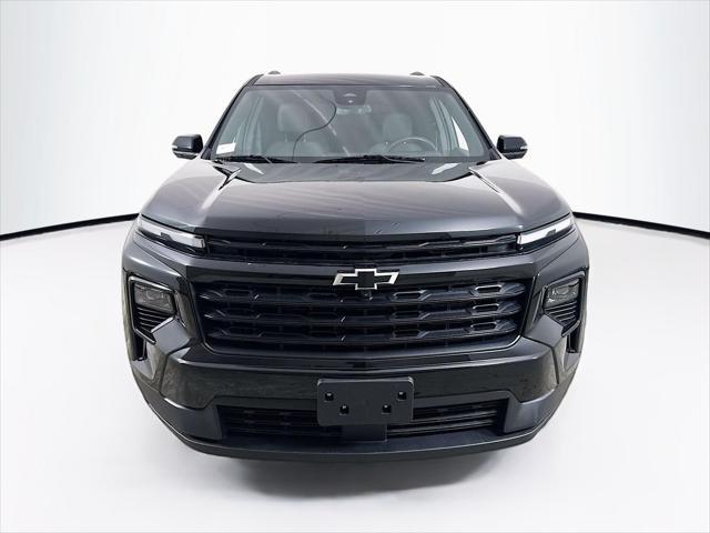 used 2024 Chevrolet Traverse car, priced at $40,695