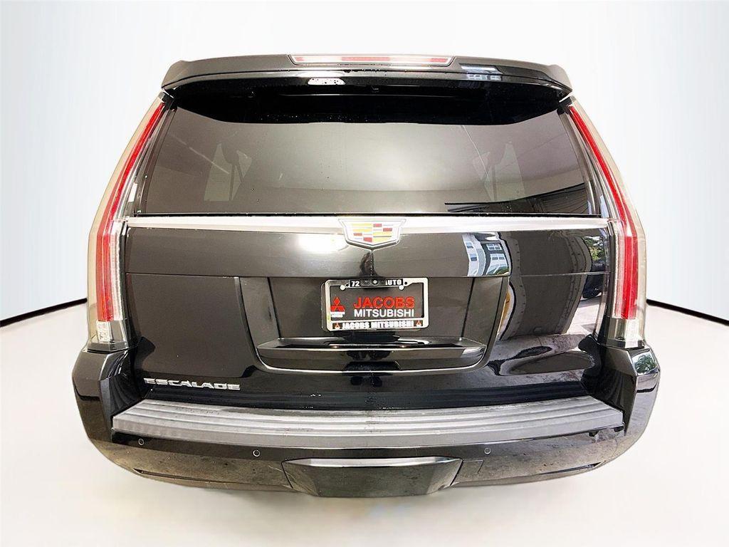 used 2018 Cadillac Escalade ESV car, priced at $29,455
