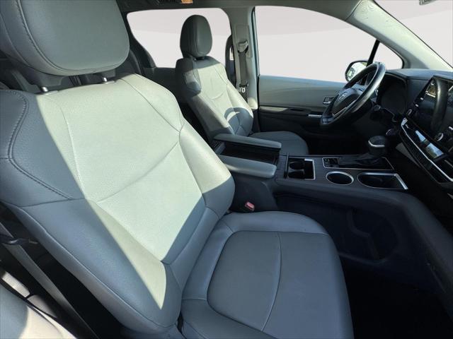 used 2021 Toyota Sienna car, priced at $30,495