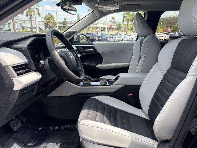 new 2025 Mitsubishi Outlander car, priced at $33,255