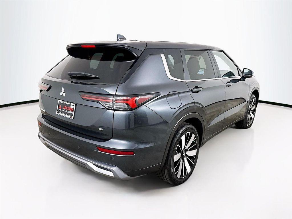 new 2026 Mitsubishi Outlander car, priced at $37,380